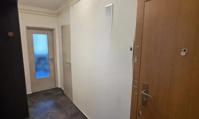 Недвижимость Apartment 2.5 rooms, Center: 16