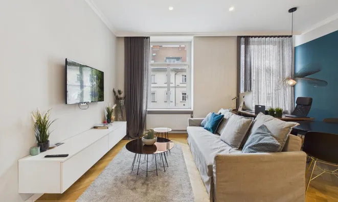 Недвижимость 3-room apartment in the center: 2