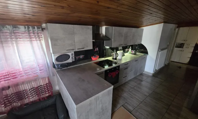 Недвижимость Three-room Apartment on Dolgy Most: 2