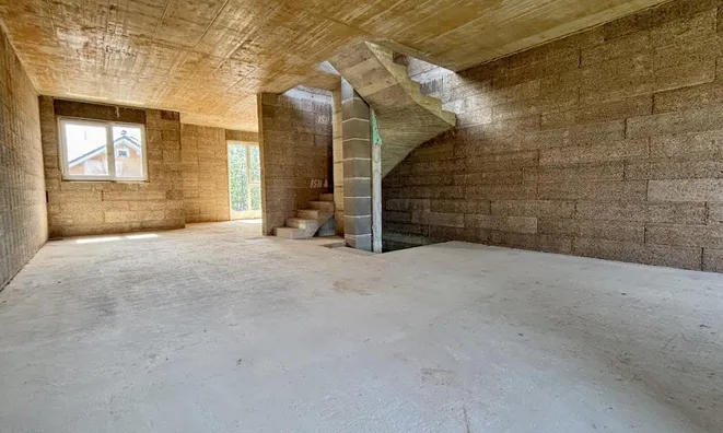 Недвижимость House with terrace Novo Vizhmarie: 10