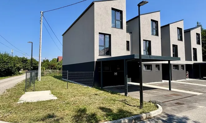Недвижимость House with terrace New Vizhmarje: 1
