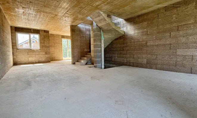 Недвижимость House with terrace New Vizhmarje: 11