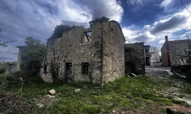 Недвижимость House with terrace in Butari: 2