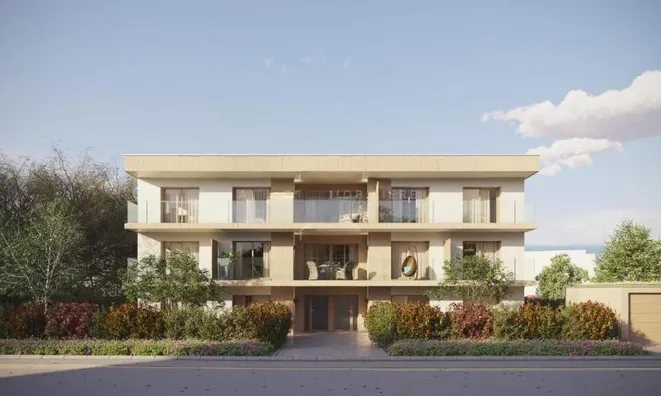 Недвижимость Apartment 3 rooms: 8