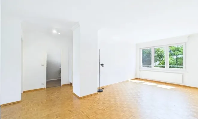 Недвижимость Apartment 4 rooms: 5