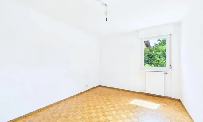 Недвижимость Apartment 4 rooms: 9