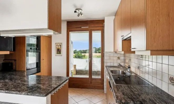 Недвижимость Apartment 5 rooms: 7