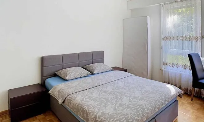 Недвижимость Apartment 4 rooms: 4