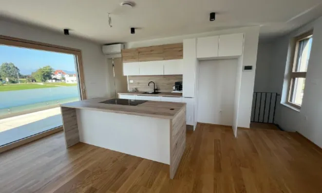 Недвижимость Квартира 3-комнатная Новое Поле: 1