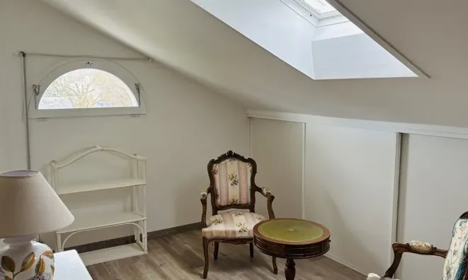 Недвижимость Bifamiliar house 6 rooms: 5