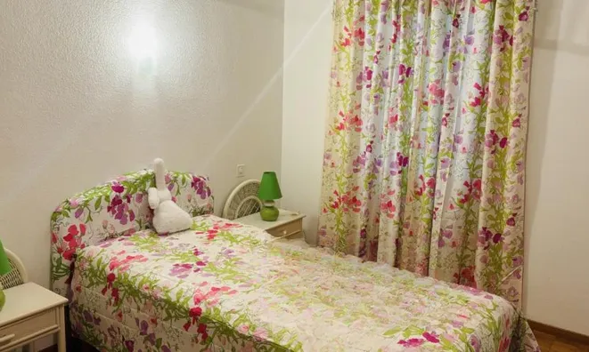 Недвижимость Bifamiliar house 6 rooms: 8