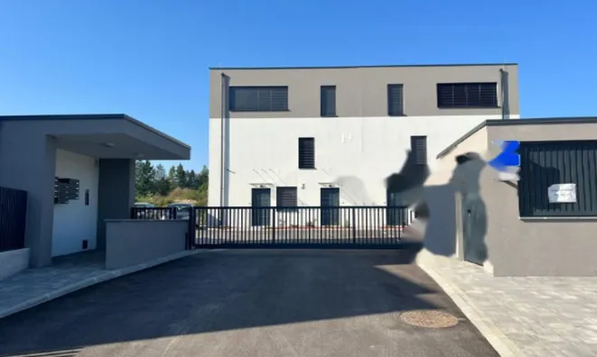 Недвижимость Квартира 3-комнатная Новое Поле: 4