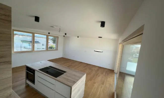 Недвижимость Квартира 3-комнатная Новое Поле: 7