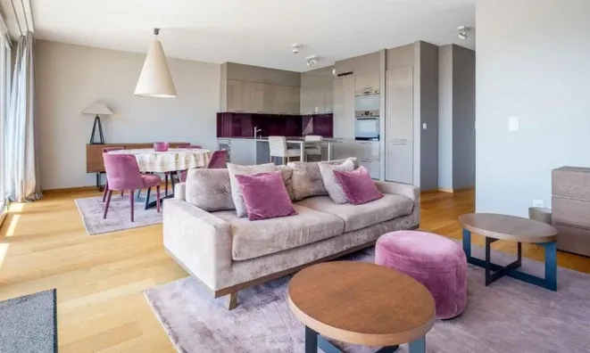 Недвижимость Apartment 5 rooms: 1