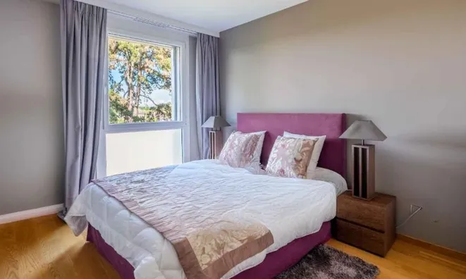 Недвижимость Apartment 5 rooms: 8