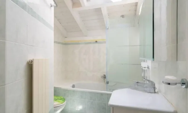 Недвижимость Single house 4 rooms: 10