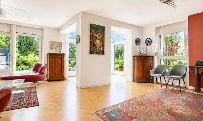 Недвижимость Row house 7 rooms: 2