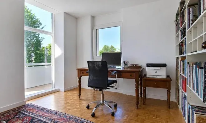Недвижимость Row house 7 rooms: 6