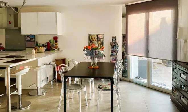 Недвижимость Single house 5 rooms: 7