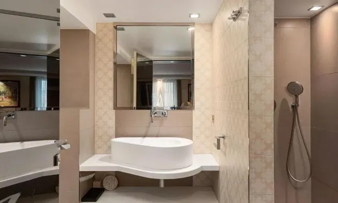 Недвижимость Single house 10 rooms: 10