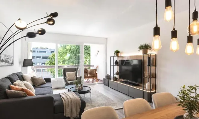 Недвижимость Apartment 5 rooms: 1