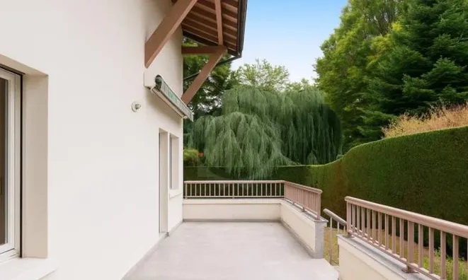 Недвижимость Single house 6 rooms: 2