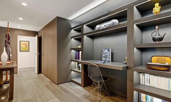 Недвижимость Apartment 5 rooms: 7