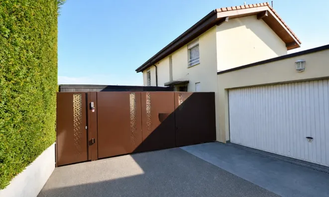 Недвижимость Single house 6 rooms: 3