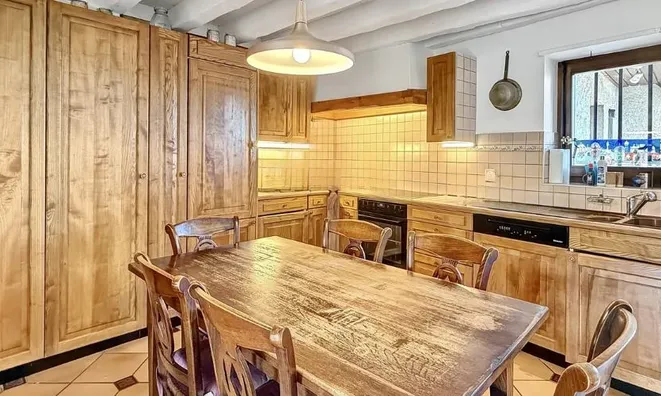 Недвижимость Single house 6 rooms: 3