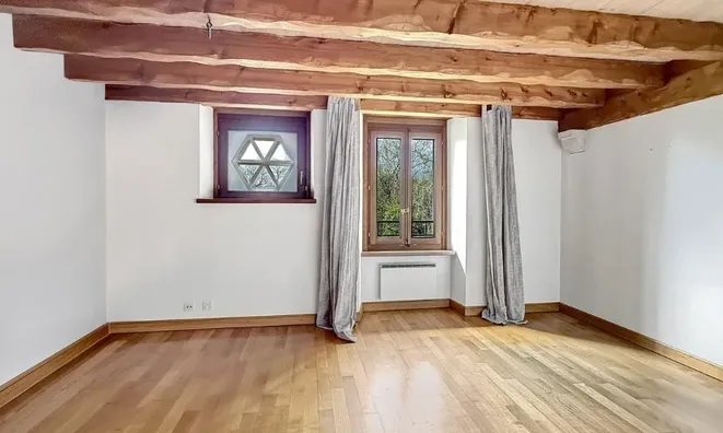Недвижимость Single house 6 rooms: 5