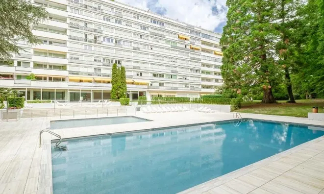 Недвижимость Apartment 4 rooms: 1