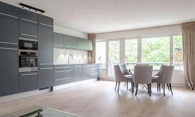 Недвижимость Apartment 4 rooms: 2