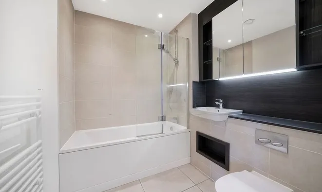 Недвижимость Tabbard Apartment, East Acton Lane: 2