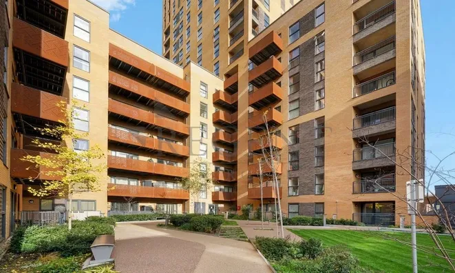 Недвижимость Tabbard Apartment, East Acton Lane: 3