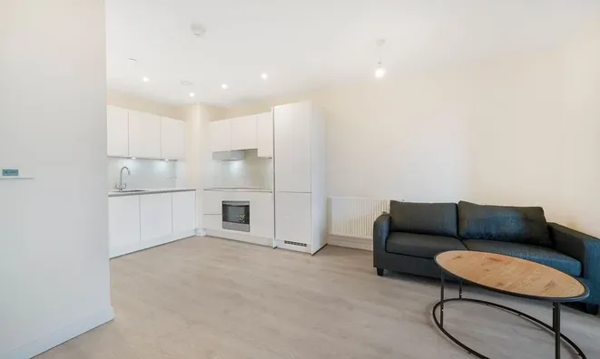 Недвижимость Tabbard Apartment, East Acton Lane: 8