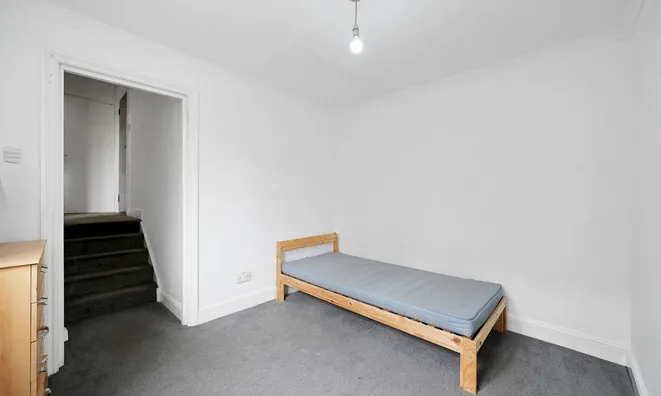 Недвижимость Harlesden Gardens, London, 4: 3