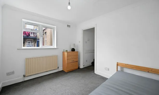 Недвижимость Harlesden Gardens, London, 4: 4