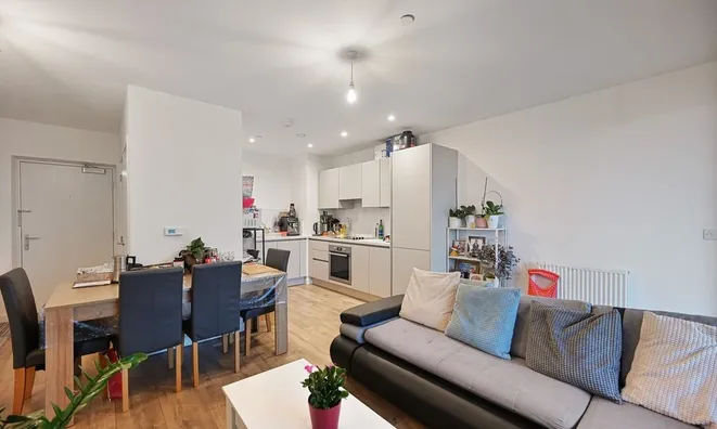 Недвижимость East Acton Lane, London, 7: 7