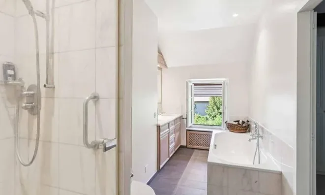 Недвижимость Single house 13.5 rooms: 7