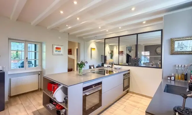 Недвижимость Single house 6 rooms: 4