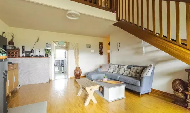 Недвижимость Apartment 6 rooms: 2
