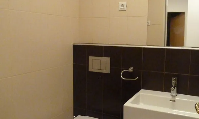 Недвижимость Three-room apartment Zhezhitsa: 10