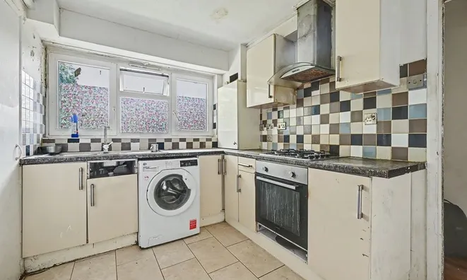 Недвижимость Tanfield Avenue: 9