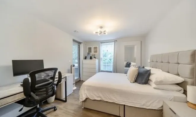 Недвижимость Ashridge Close: 4