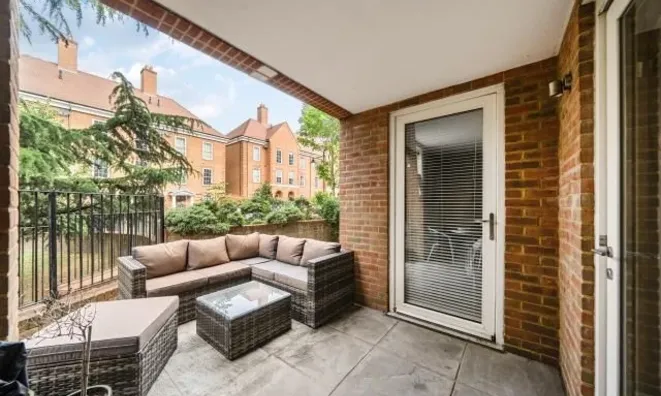 Недвижимость Ashridge Close: 7