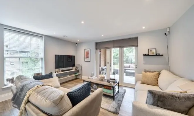 Недвижимость Ashridge Close: 12