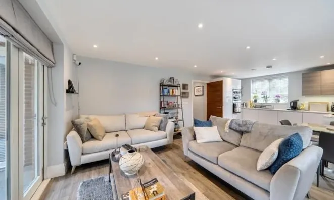 Недвижимость Ashridge Close: 17