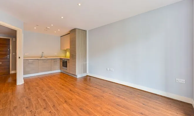 Недвижимость Napier House, East Acton: 9