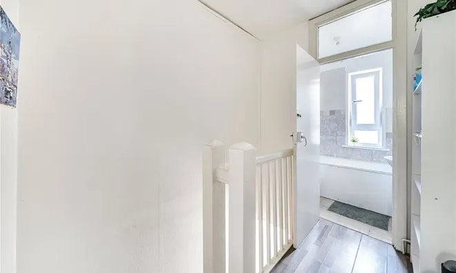 Недвижимость Elim Estate, Weston Street: 3