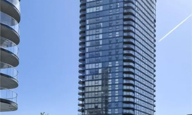 Недвижимость Tower West, 1 Waterfront Drive: 10